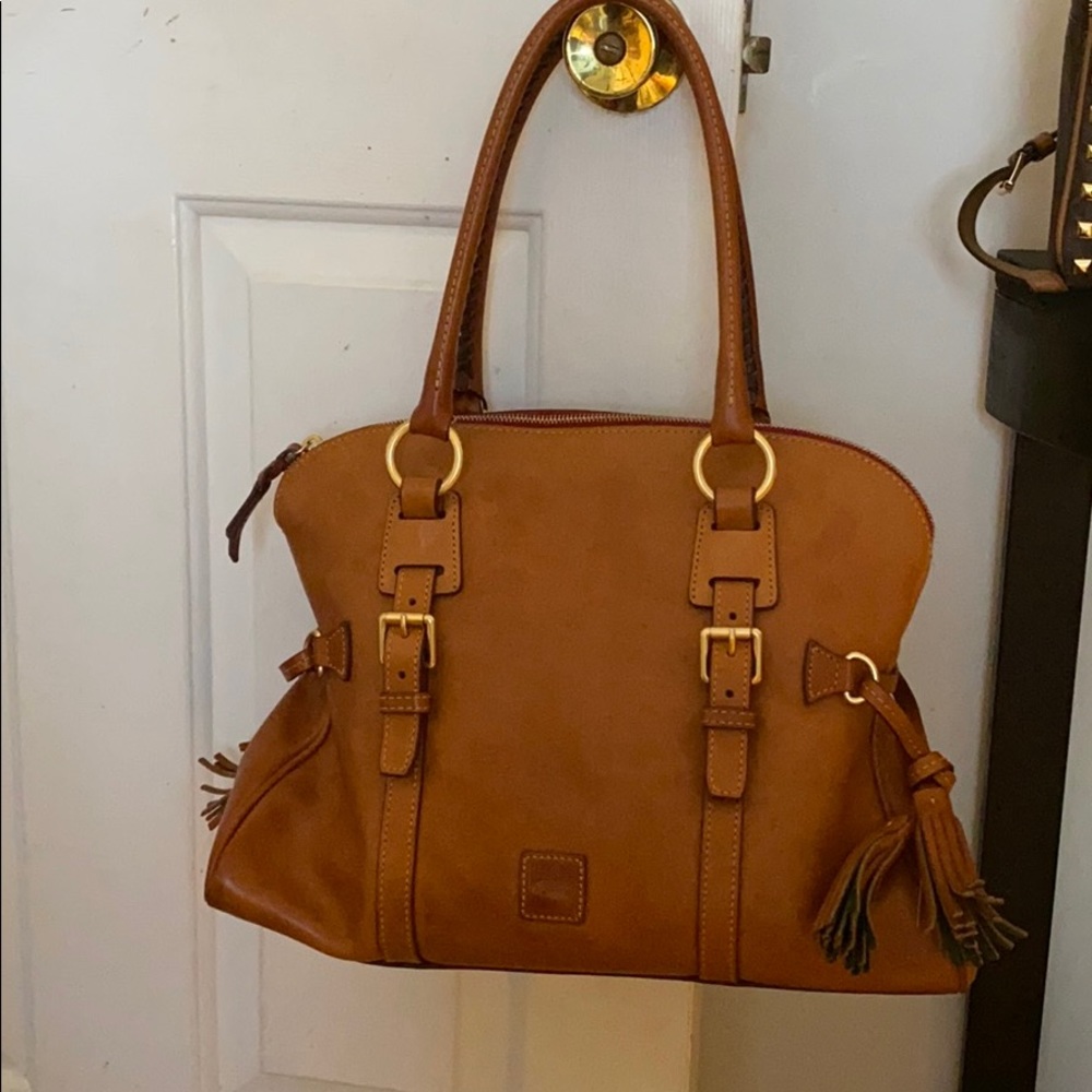 Dooney & Bourke purse
